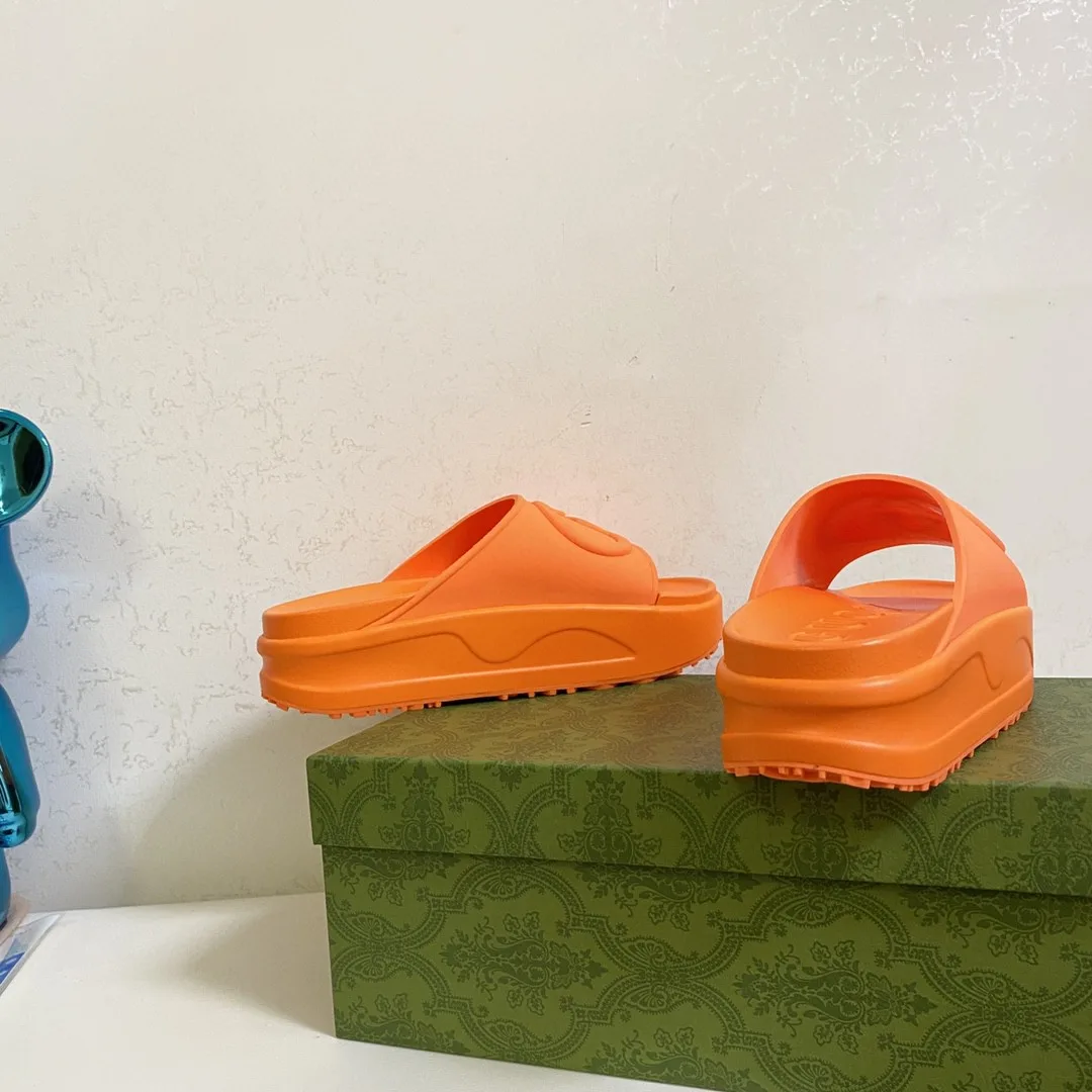 Gucci Interlocking G Slide Sandal Orange - Image 8