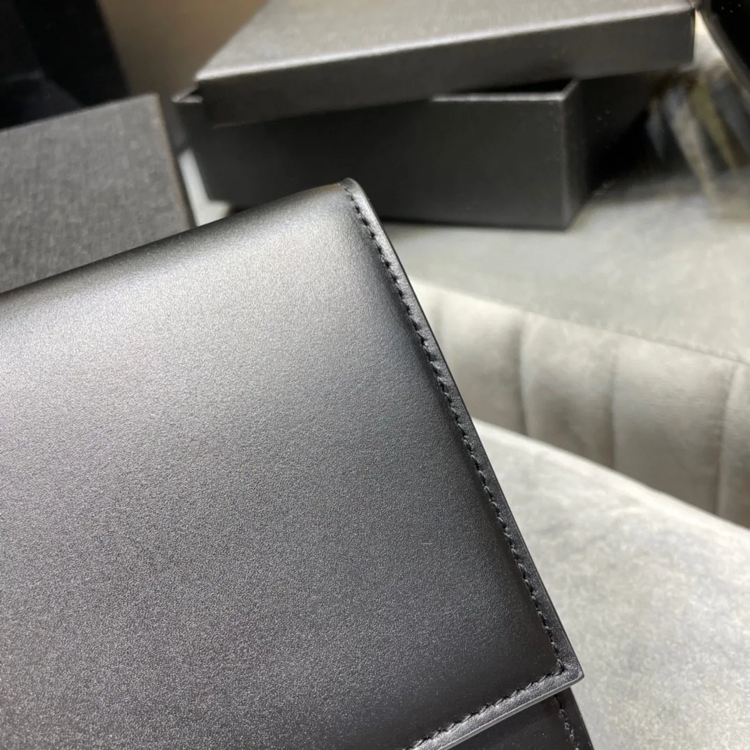 Alternative view of Saint Laurent Kate Chain Bag Brown /