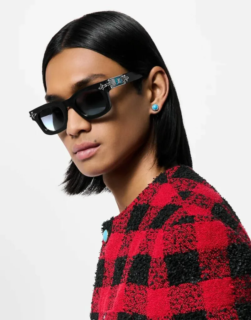 Alternative view of Louis Vuitton LV Arabesque Sunglasses Black