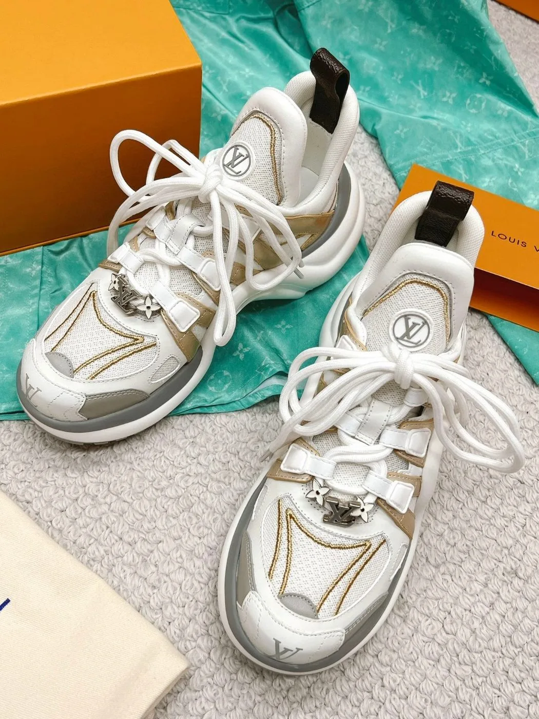 Alternative view of Louis Vuitton LV Archlight Sneaker White