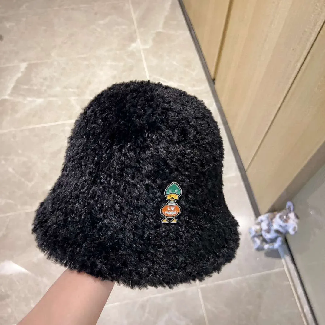Louis Vuitton Duck Beanie LV Black - Image 6