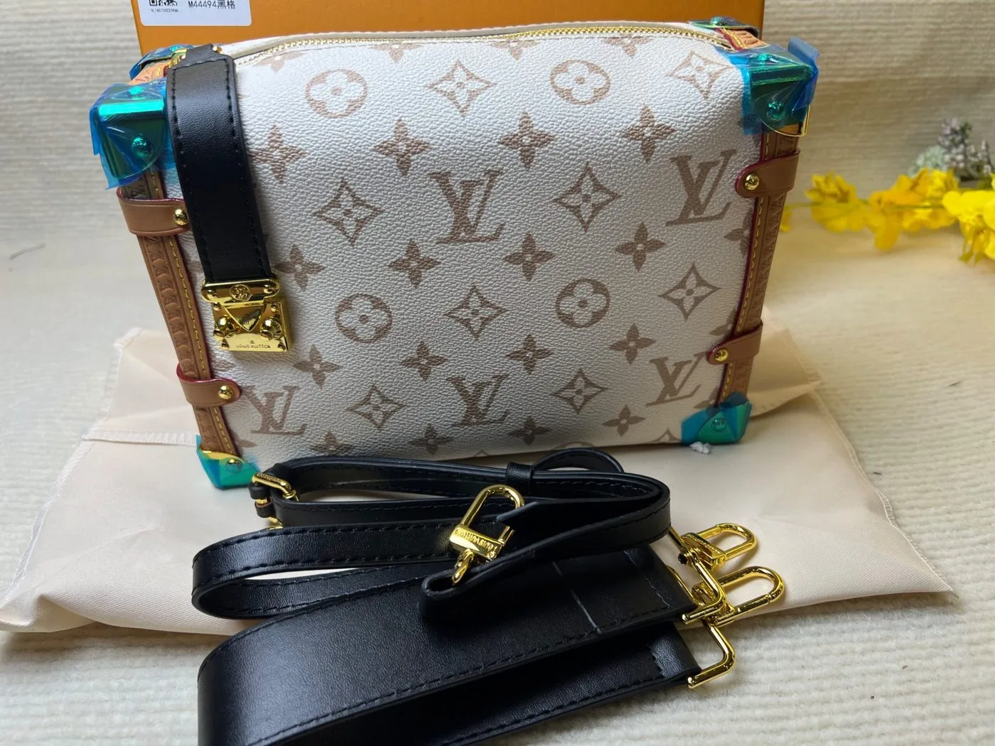 Louis Vuitton Side Trunk MM Beige - Image 3
