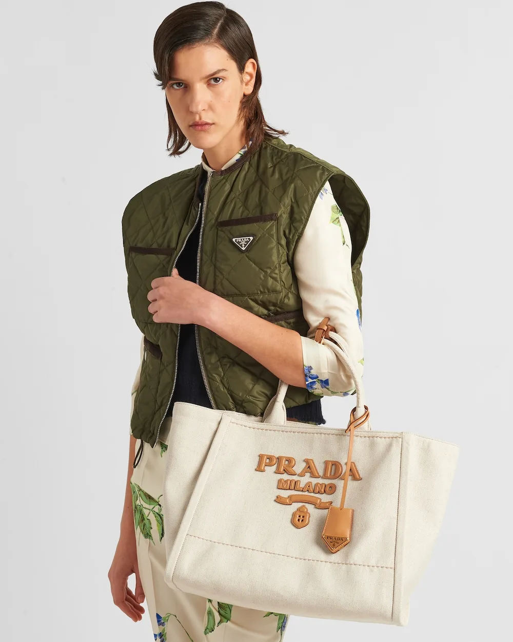 Alternative view of Prada Large Linen Blend Tote Bag Light Beige / 1BG473_2DLI_F0018_V_OHO