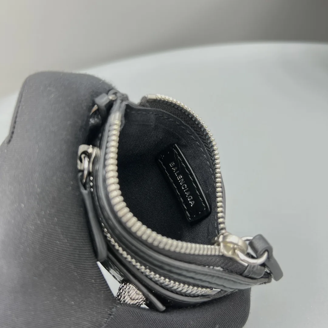 Balenciaga Le Cagole XS Flap Bag Black / - Image 4