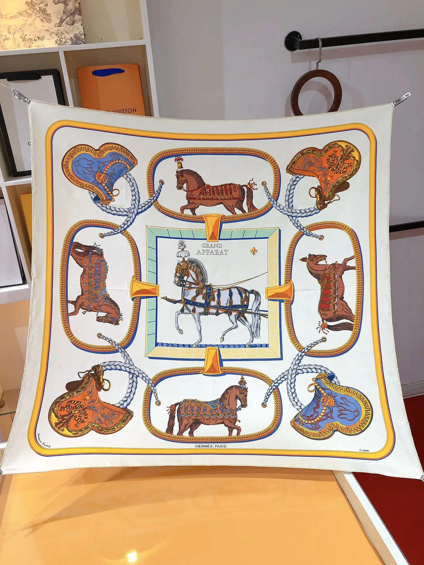 Hermes Les Parfums Monochrome Silk Scarf White - Image 7