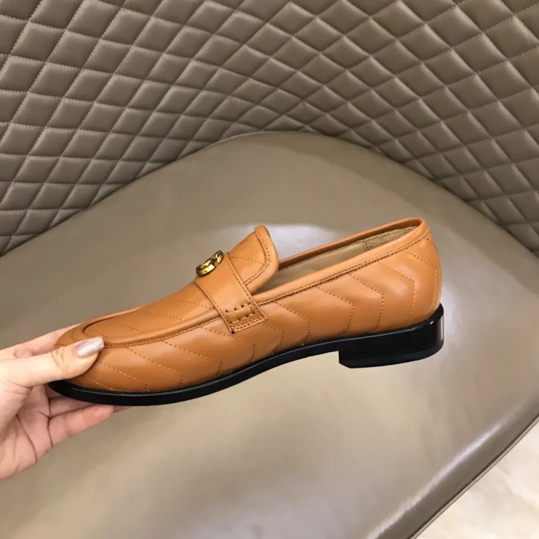 Gucci Loafer With Interlocking G Light Brown - Image 9