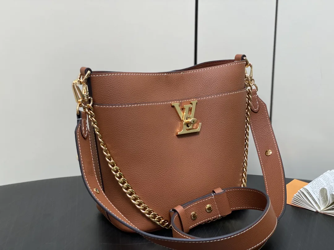 Louis Vuitton Lock and Walk Brown / - Image 5