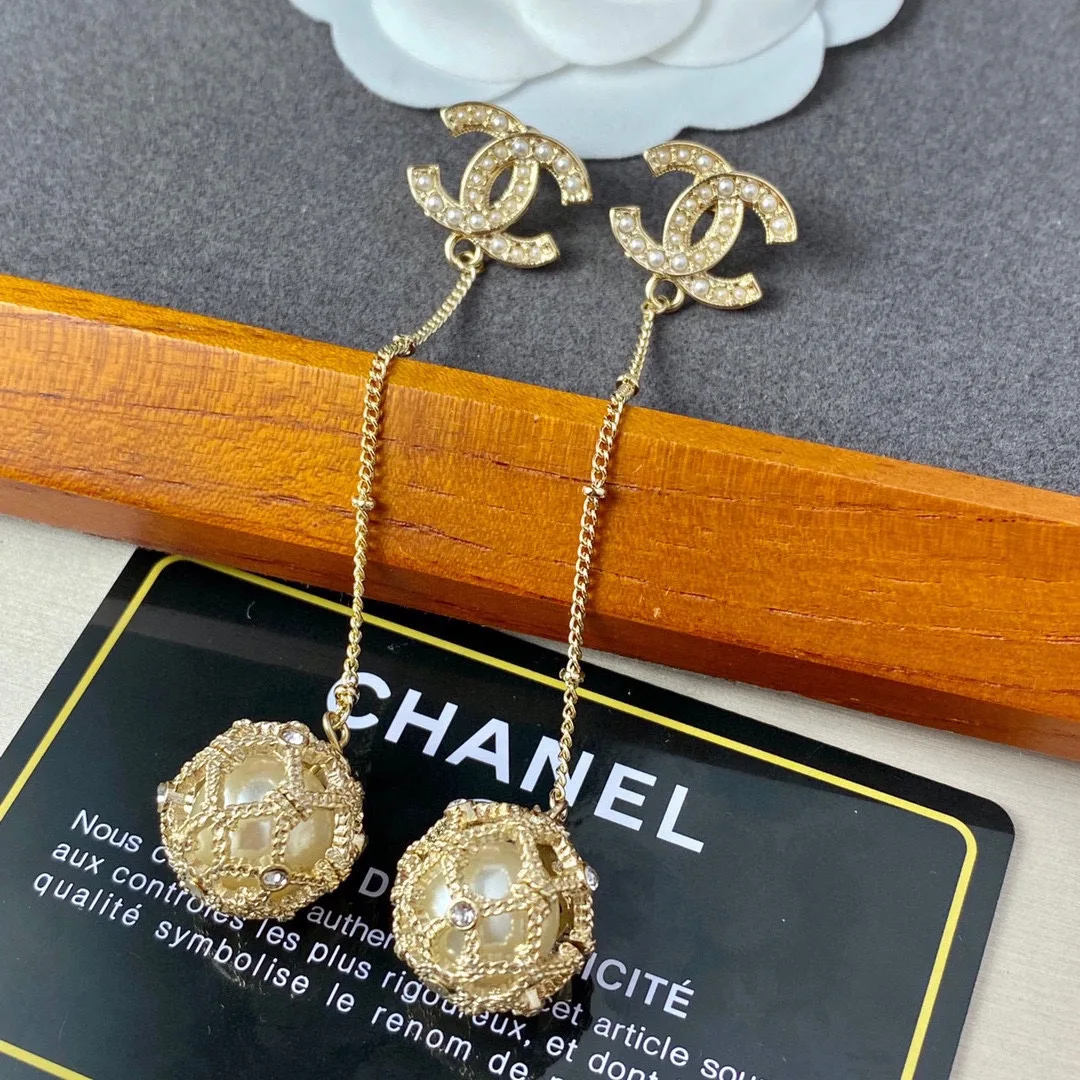 Alternative view of Long Earrings Gold