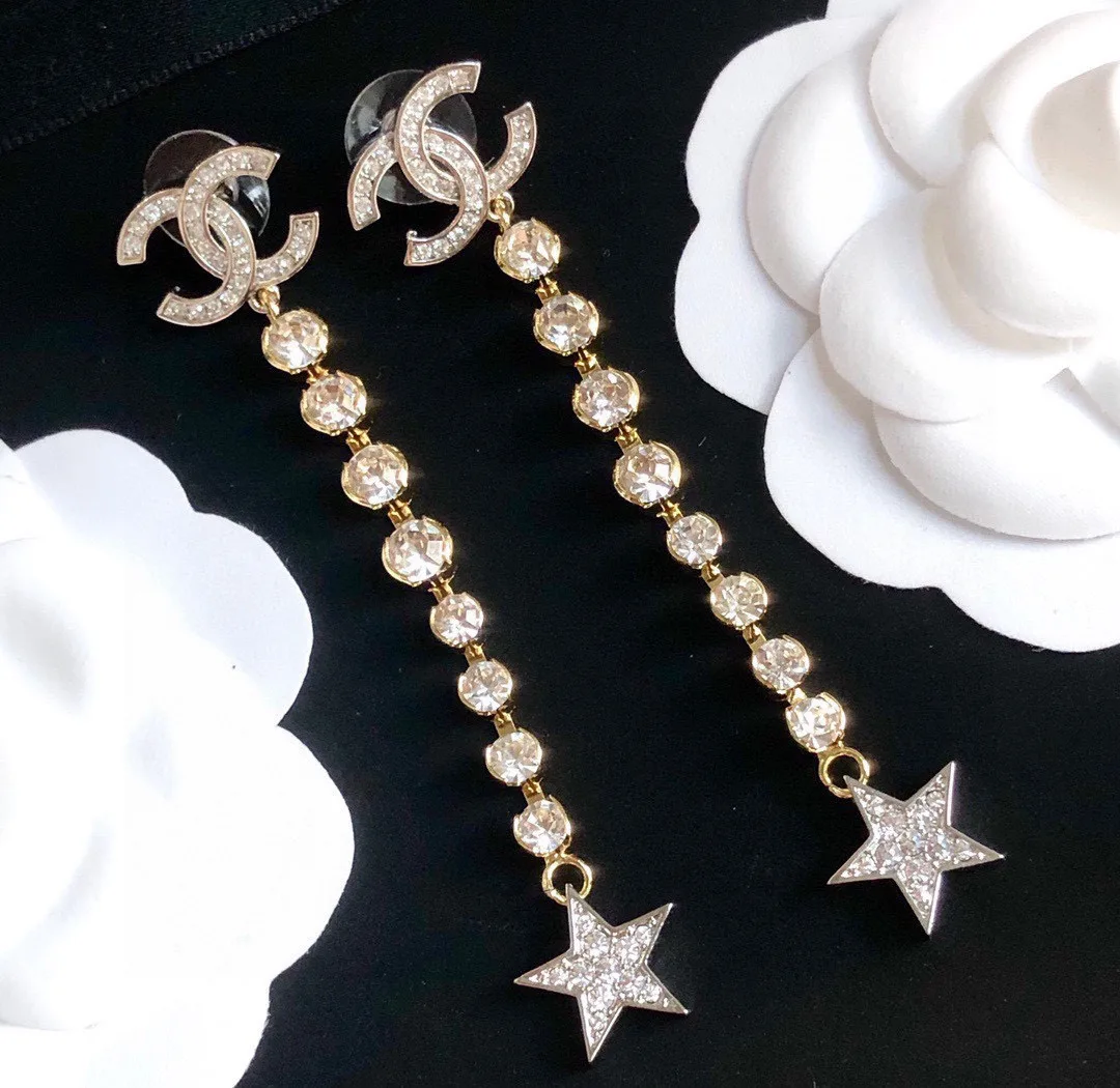 Chanel Long Star Earrings Gold - Image 4
