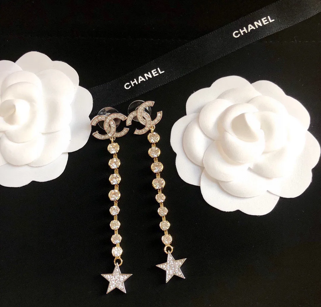 Alternative view of Chanel Long Star Earrings Gold