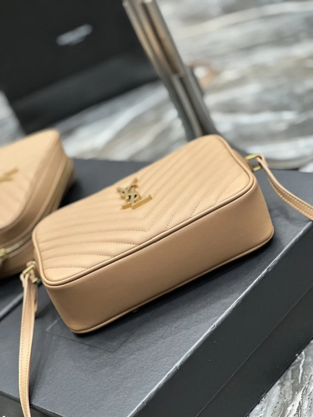 Saint Laurent Lou Camera Bag Brown / - Image 3