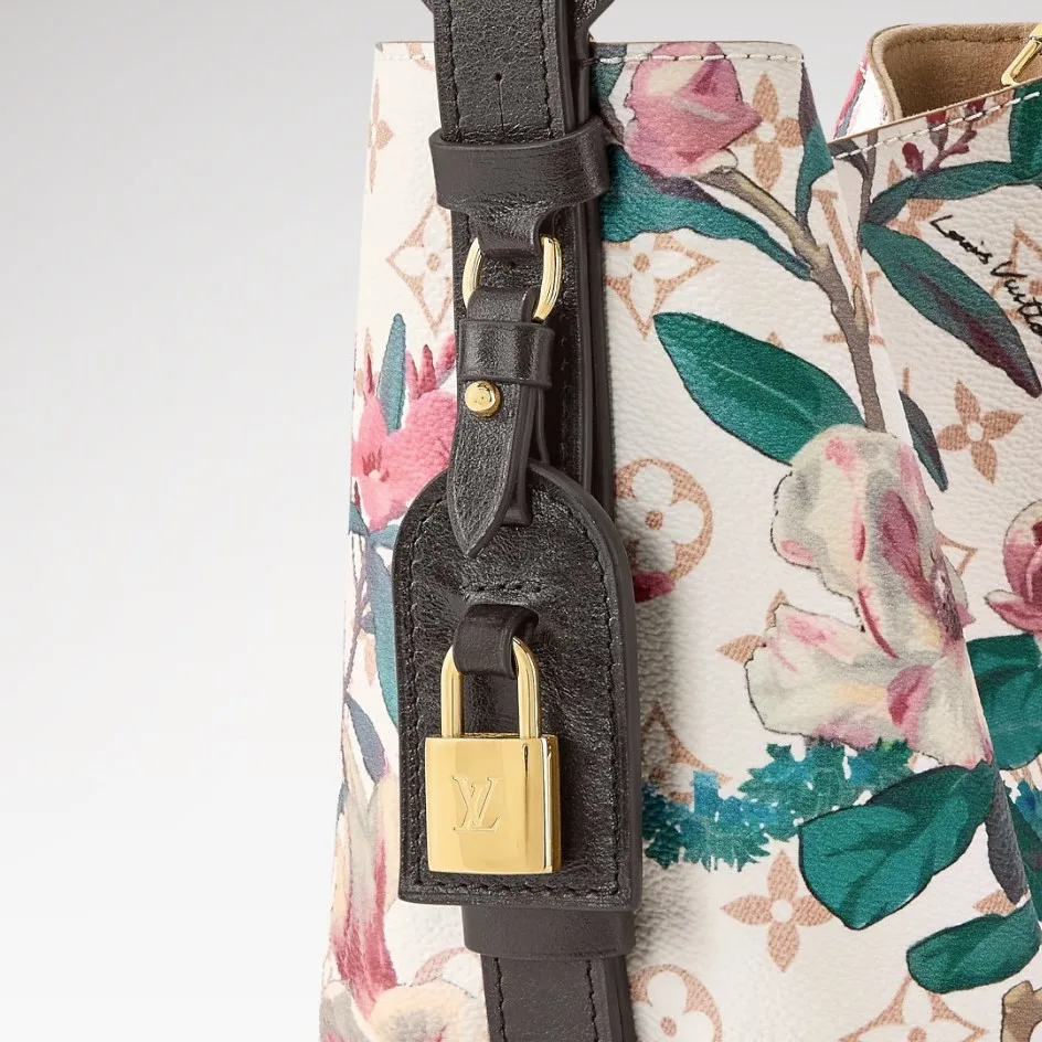 Louis Vuitton All In BB Bucket Bag / Monogram Dune Gold Hardware - Image 7