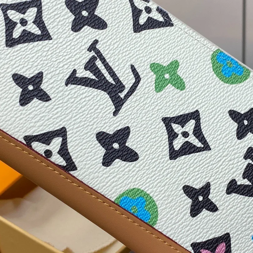 Louis Vuitton Brazza Wallet Cream 3.9 Inches/ - Image 5