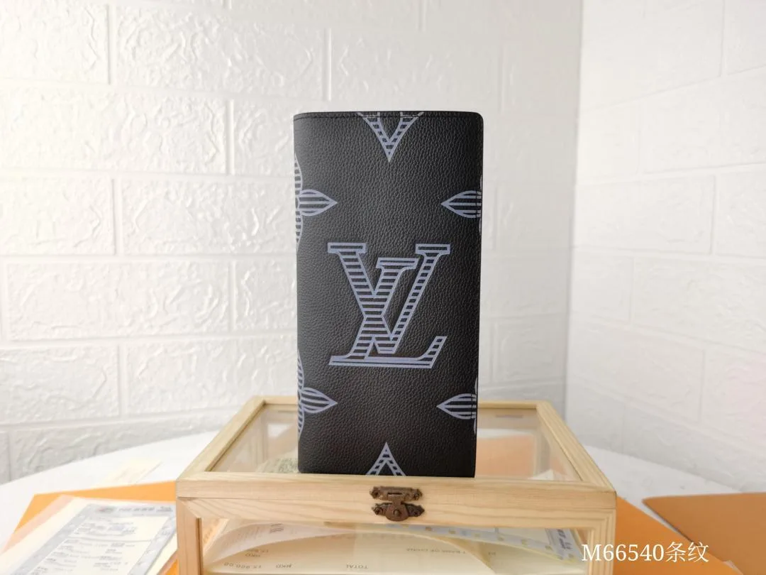 Louis Vuitton Brazza