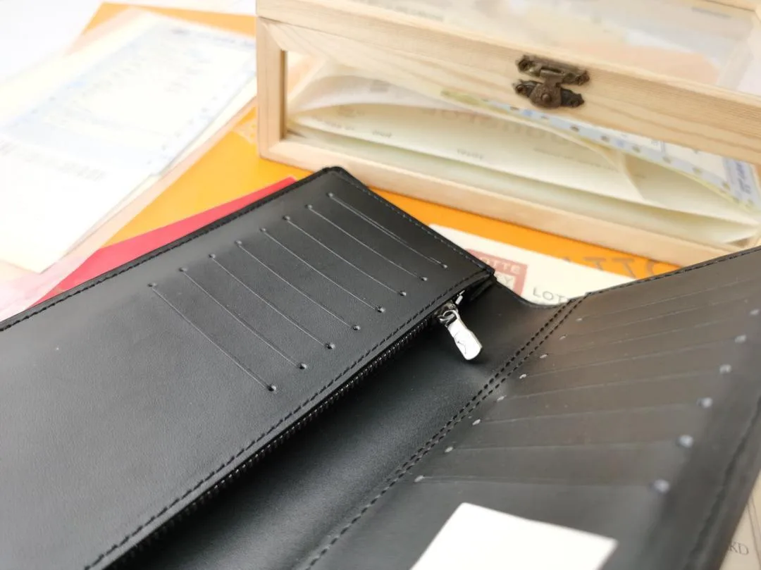 Louis Vuitton Brazza Wallet Taurillon Shadow - Image 3