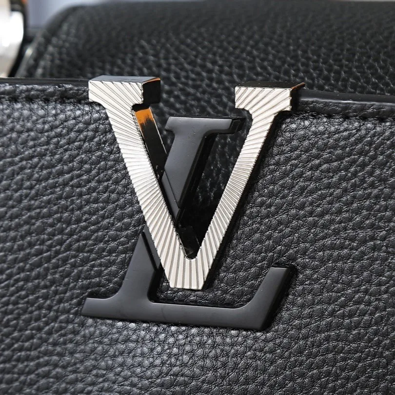 Louis Vuitton Capucines BB Top Handle Bag / Black Silver/ Gold Hardware - Image 8