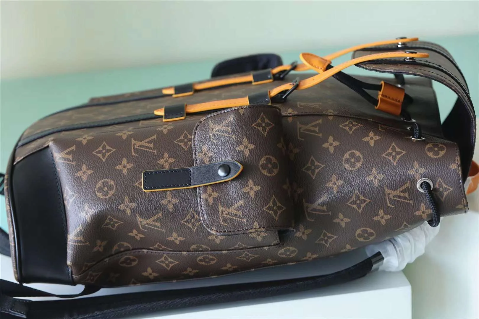 Louis Vuitton Christopher MM Brown / - Image 3