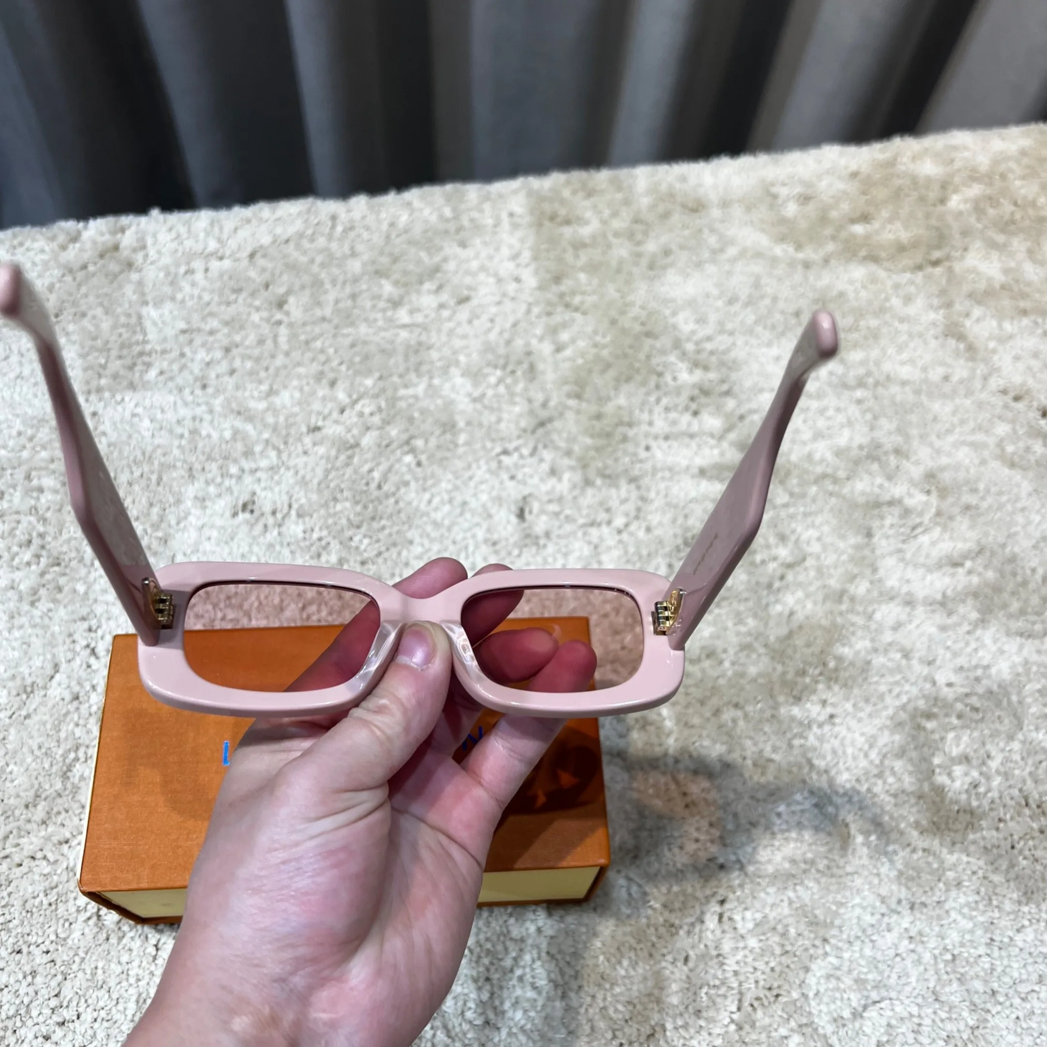Louis Vuitton Circle Rectangle Sunglasses - Image 6