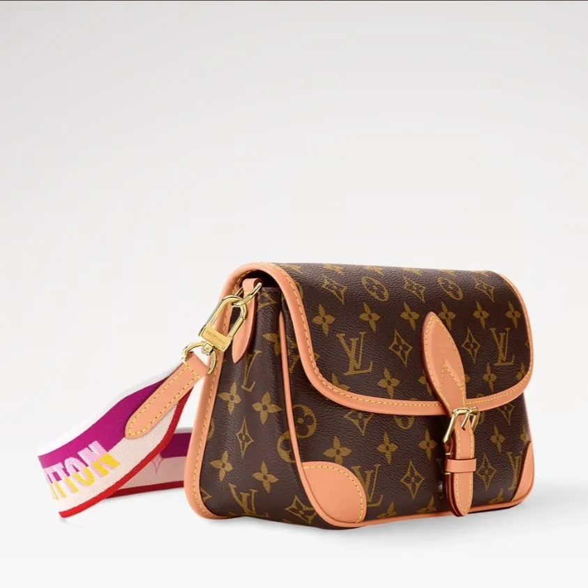 Louis Vuitton Diane Shoulder Bag / Brown Monogram Gold Hardware - Image 5