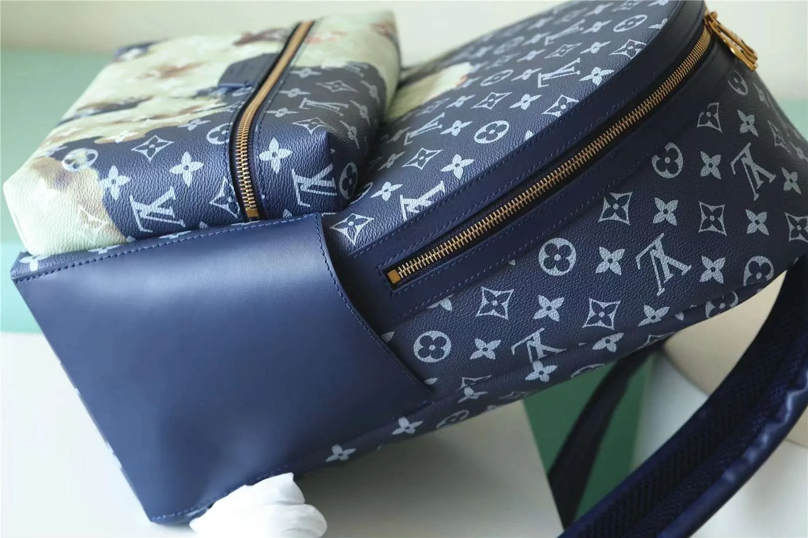 Louis Vuitton Discovery Backpack PM Sky Blue / - Image 4