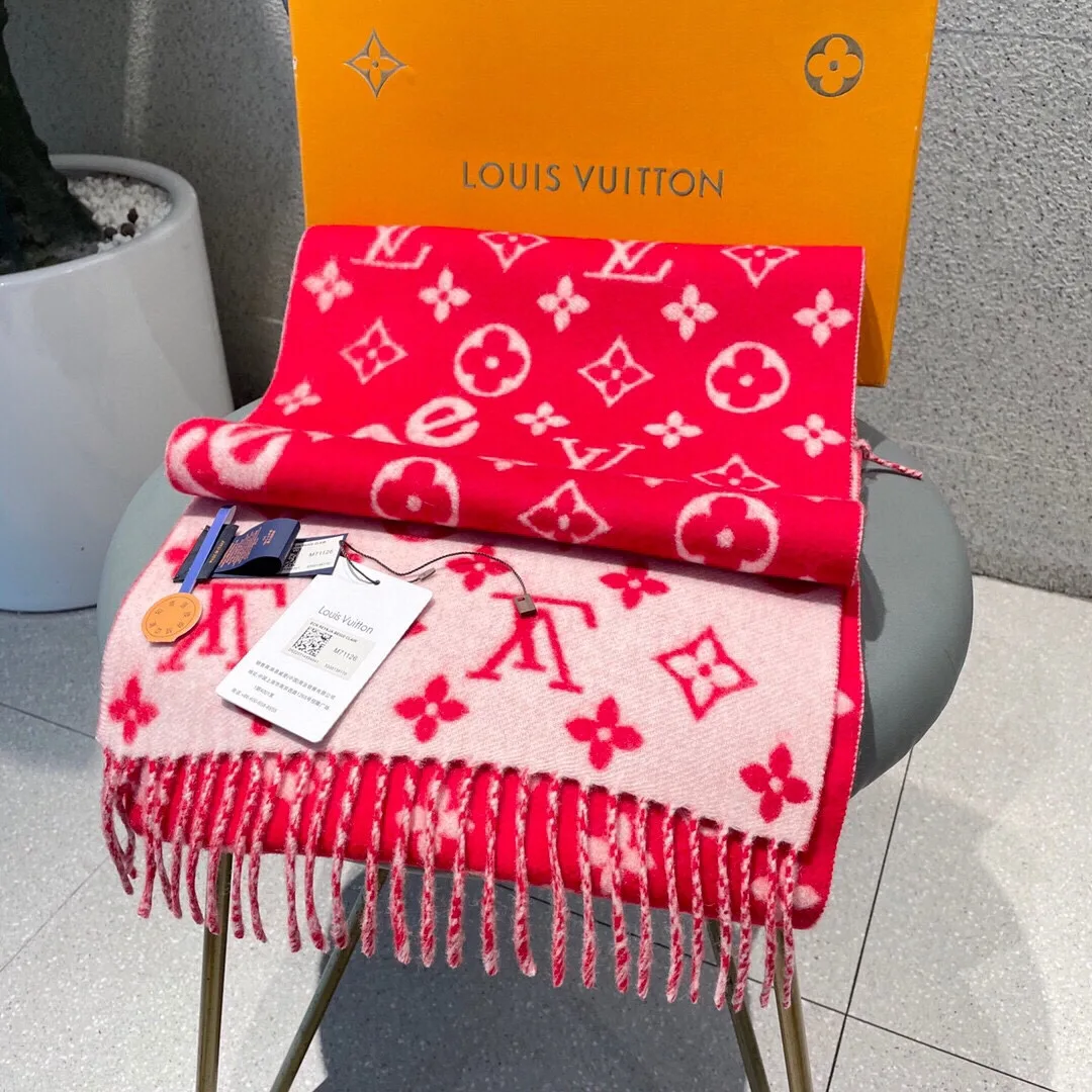Louis Vuitton LV Scarf Red - Image 3