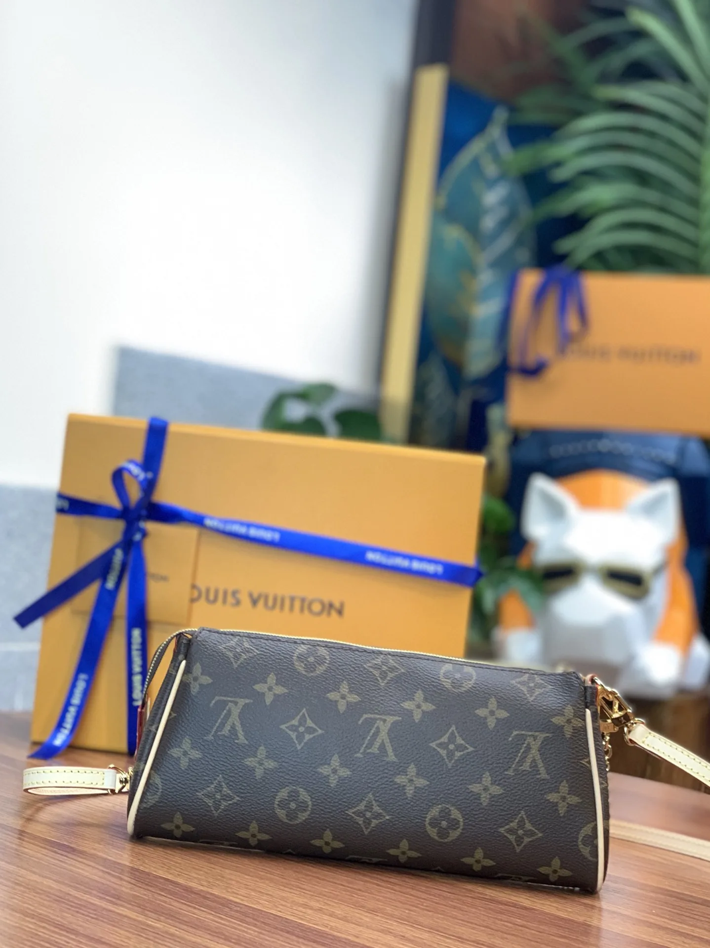Louis Vuitton Eva 2Way Chain Shoulder Bag / Brown Monogram - Image 5