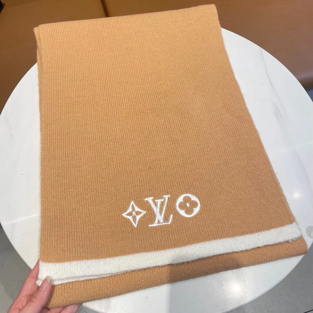 Louis Vuitton Vintage Scarf Lv Orange - Image 9
