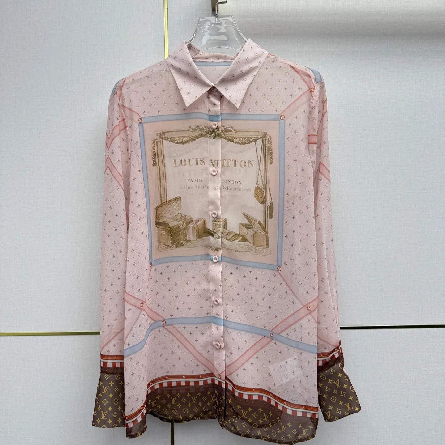 Alternative view of Louis Vuitton Heritage Travel Print Blouse Pink
