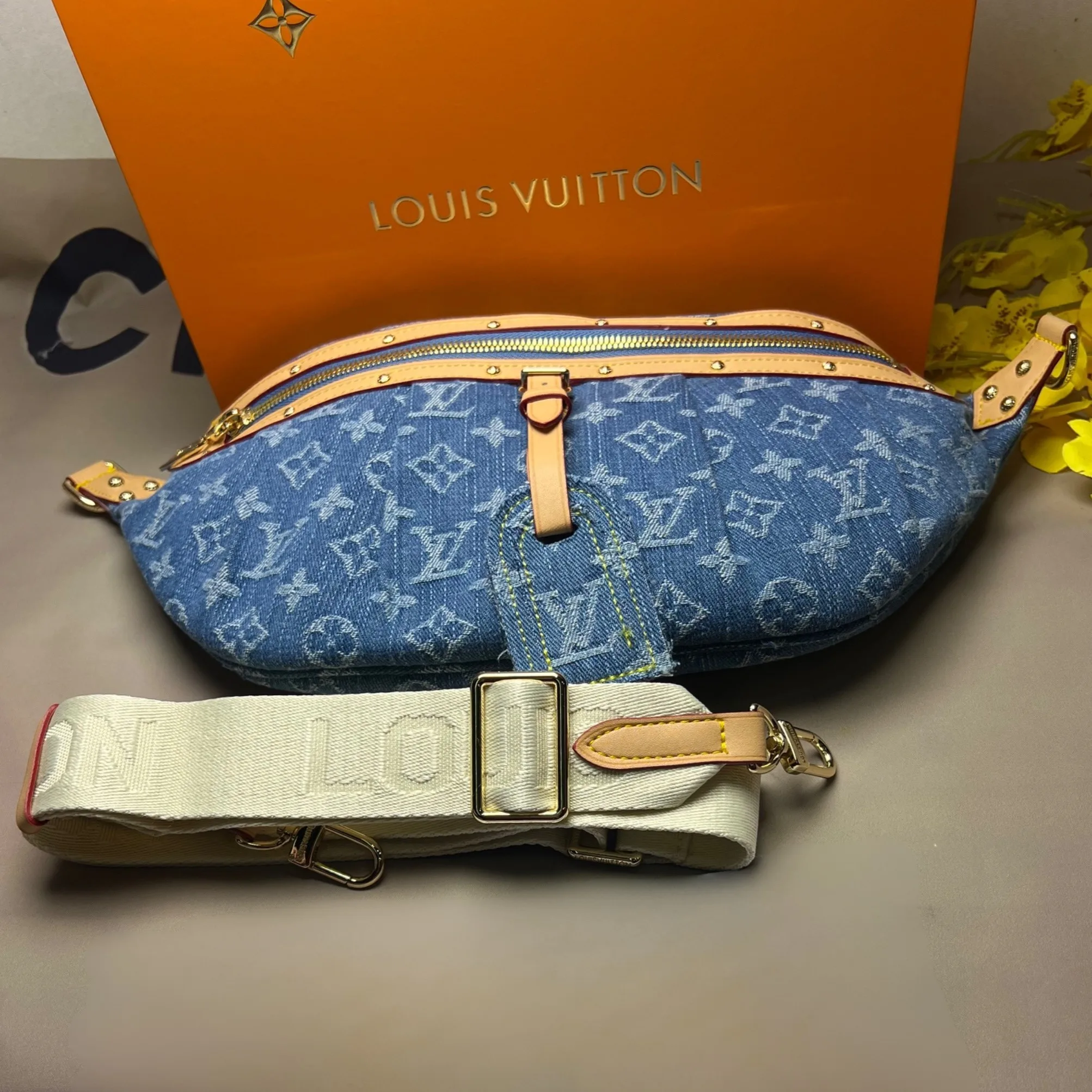 Louis Vuitton High Rise Blue Denim Bag - 15 Inches / - Image 3