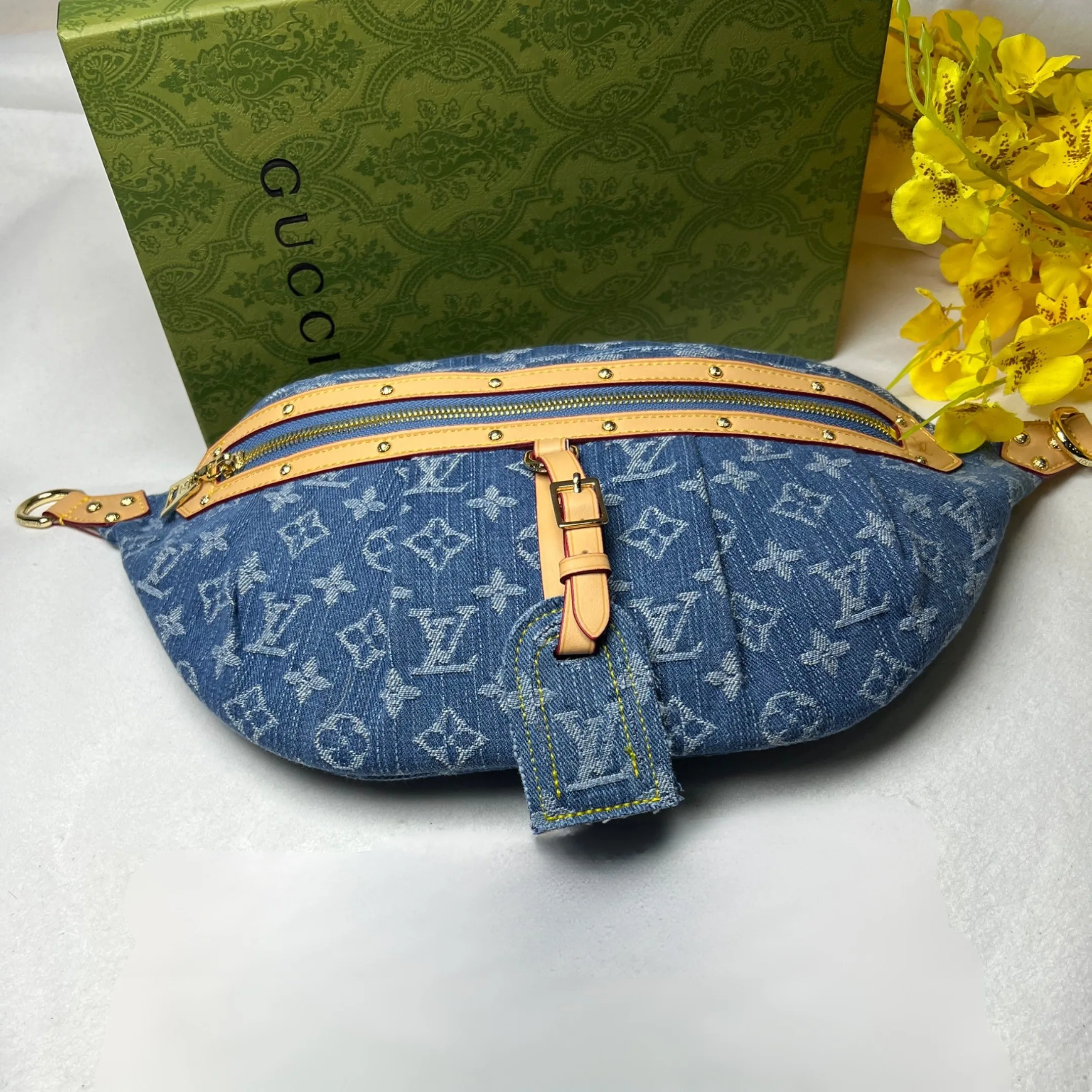 Louis Vuitton High Rise Blue Denim Bag - 15 Inches / - Image 6