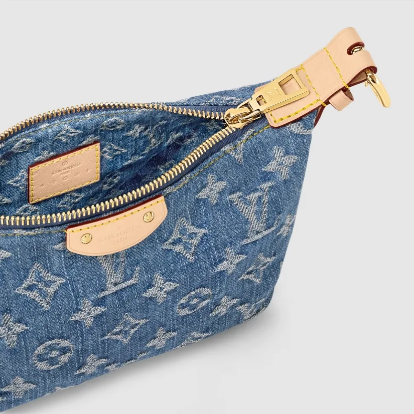 Louis Vuitton Hills Pochette Shoulder Bag / Blue Denim Gold Hardware - Image 6