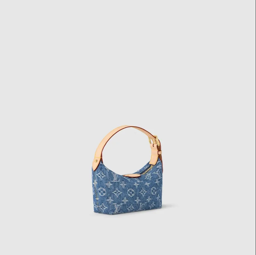 Louis Vuitton Hills Pochette Shoulder Bag / Blue Denim Gold Hardware - Image 4