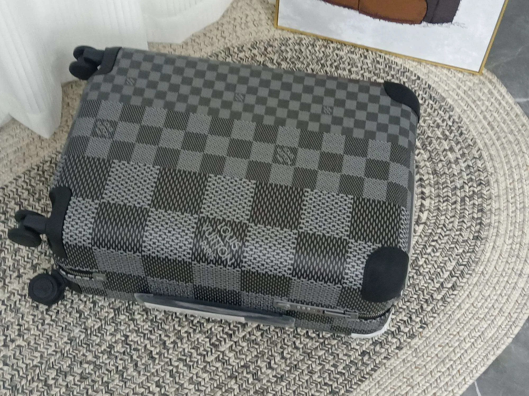 Louis Vuitton Horizon 55 / Damier Graphite Grey Silver Hardware - Image 4
