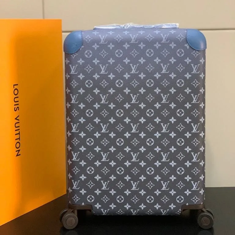 Louis Vuitton Horizon 55 Suitcase / Navy Blue Gold Hardware - Image 2