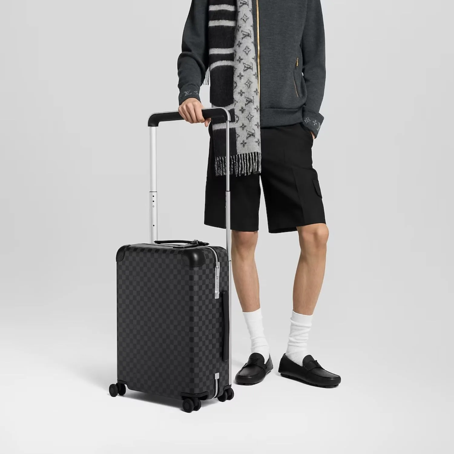 Louis Vuitton Horizon 55 Suitcase / Black Silver Hardware - Image 2