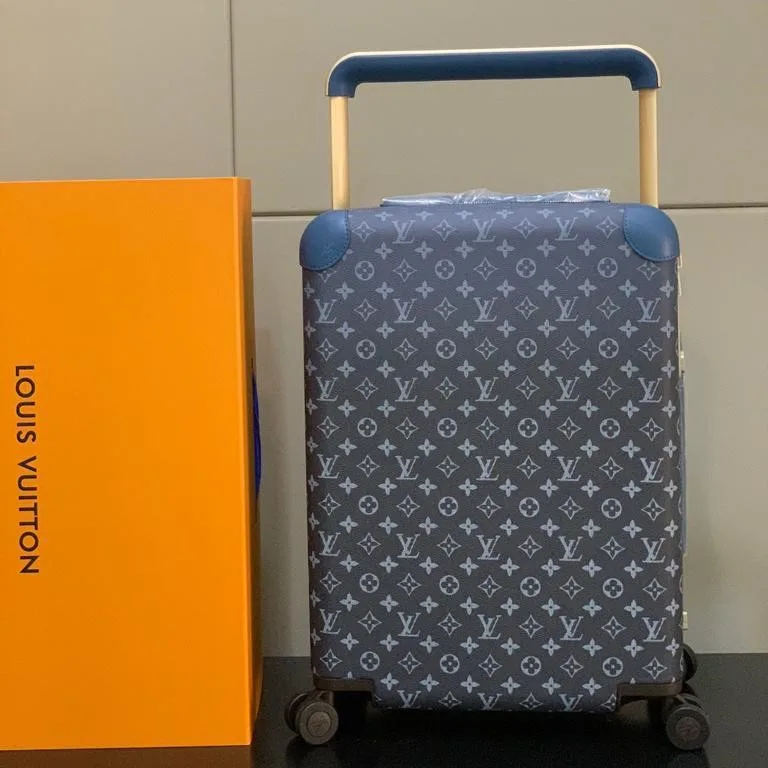 Louis Vuitton Horizon 55 Suitcase / Navy Blue Gold Hardware - Image 6