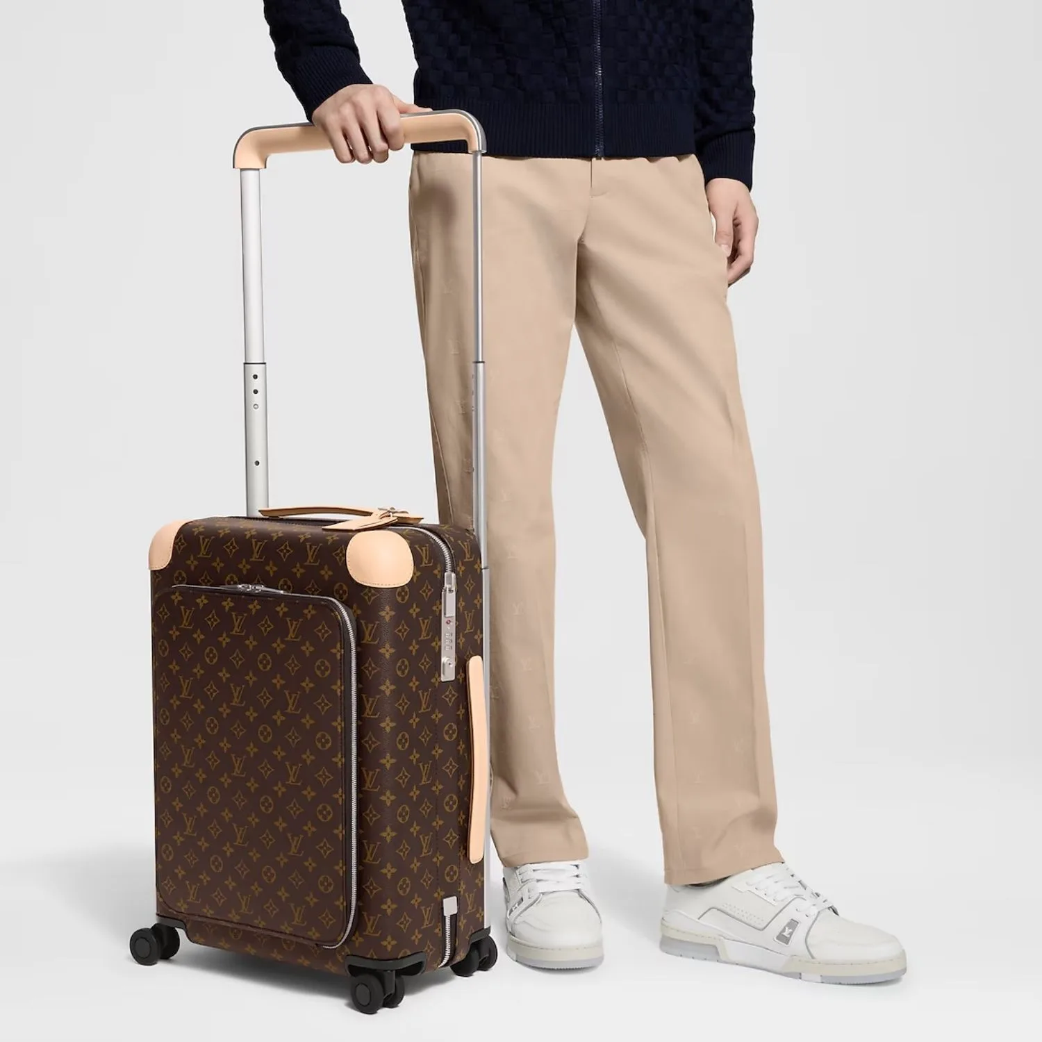 Louis Vuitton Horizon Business Suitcase / Brown Champagne Hardware - Image 3
