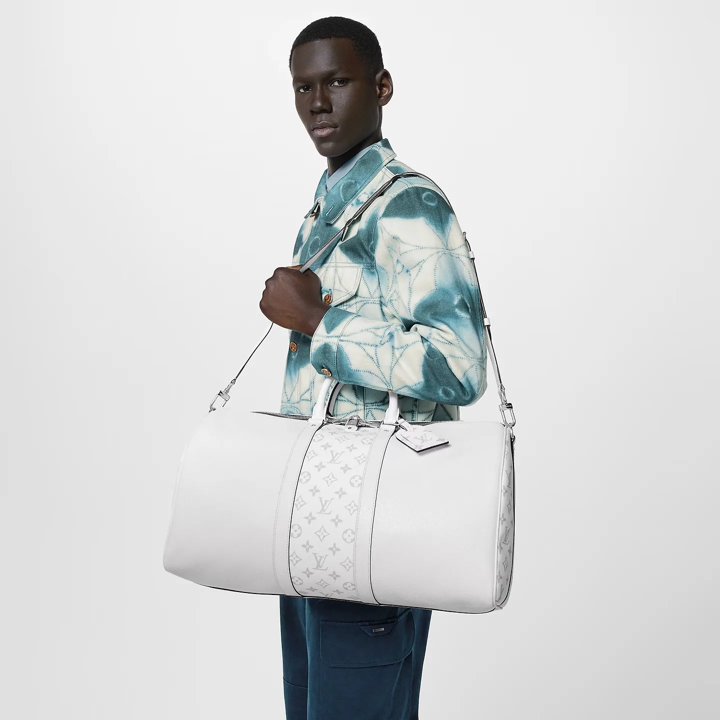 Alternative view of Louis Vuitton Keepall Bandouliere 50 Travel Bag / White Black Hardware