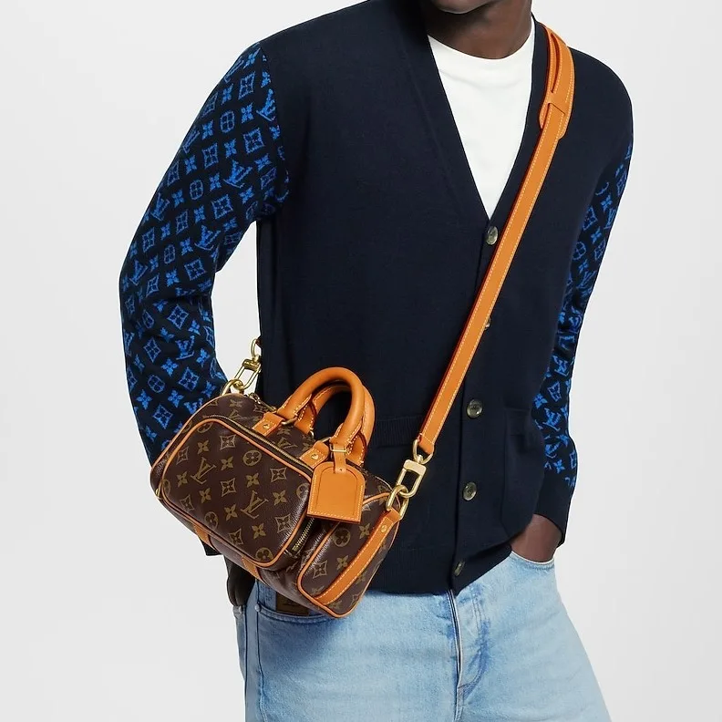 Louis Vuitton Keepall Cargo 25 Travel Bag / Brown Monogram Gold Hardware - Image 2