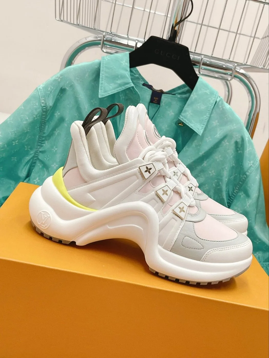 Louis Vuitton LV Archlight Sneaker Light Pink - Image 5