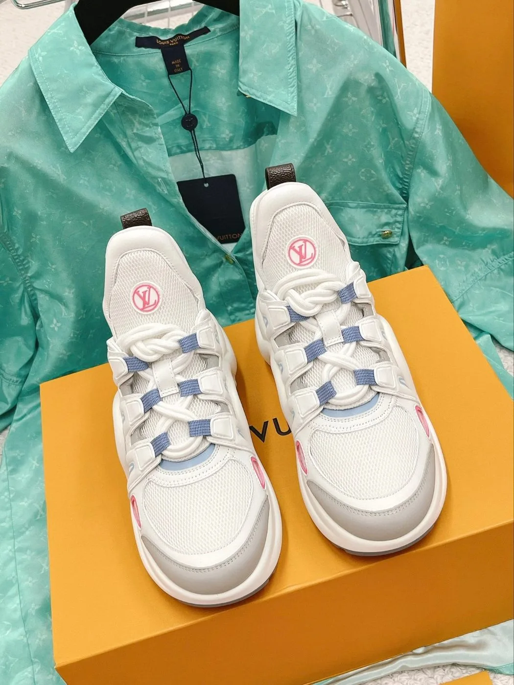 Alternative view of Louis Vuitton LV Archlight Sneaker Light Pink