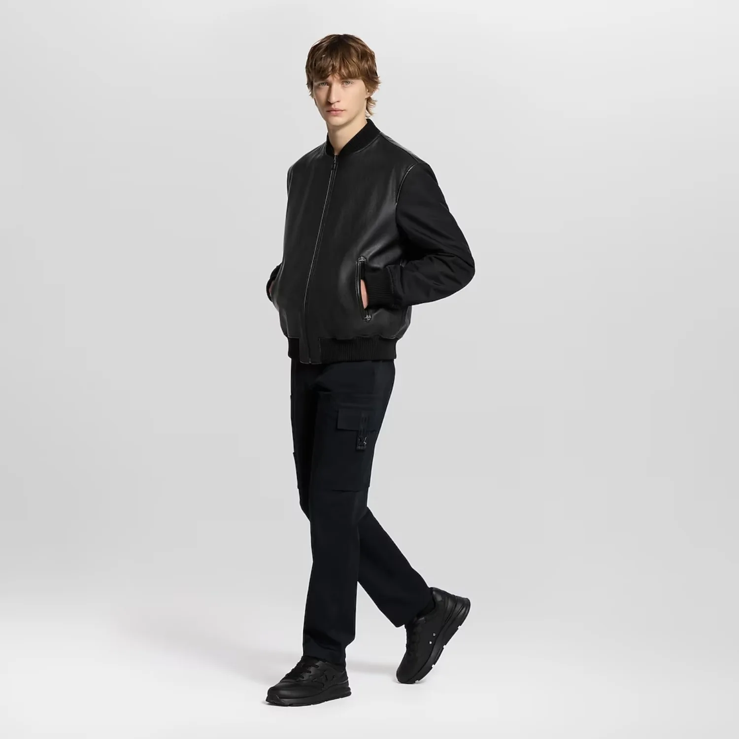 Alternative view of Louis Vuitton LV Classic Sneaker Black - 1AHSSZ