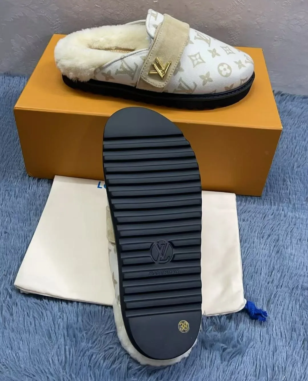 Louis Vuitton LV Cosy Flat Comfort Clog White 1ADD6V - Image 5