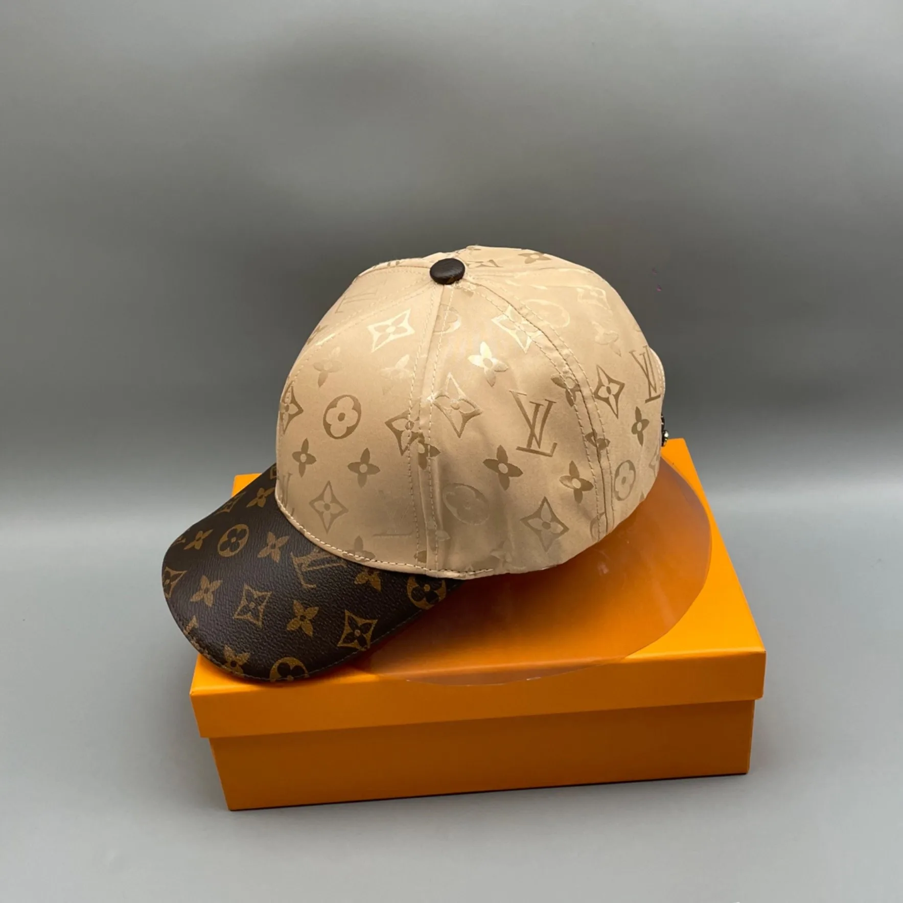 Louis Vuitton LV Get Ready Cap Monogram Beige LV - Image 3