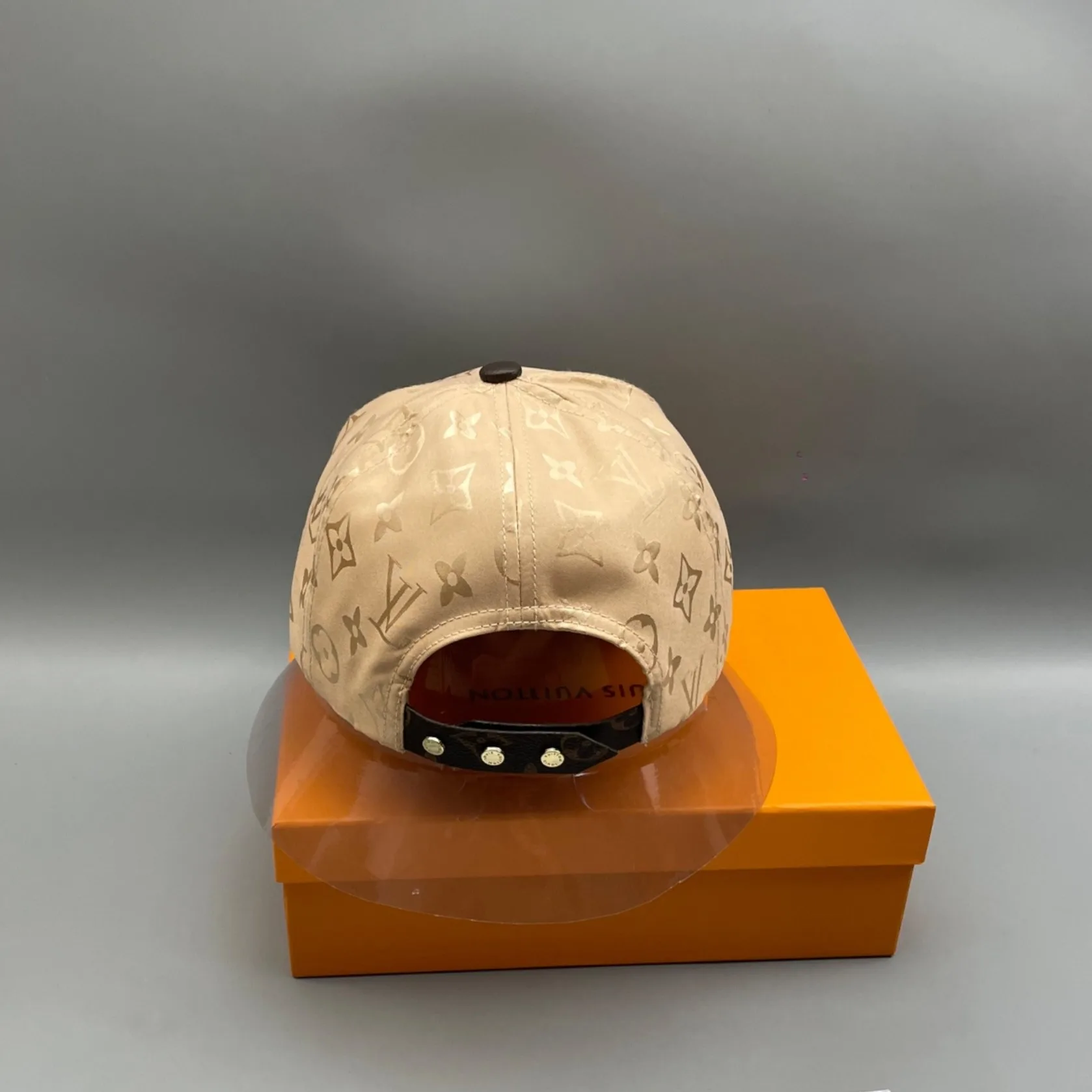 Louis Vuitton LV Get Ready Cap Monogram Beige LV - Image 5