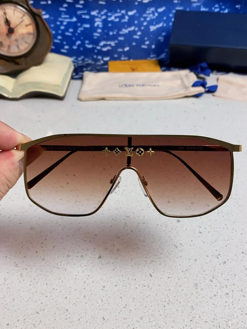 Louis Vuitton LV Golden Mask Sunglasses Brown - Image 4