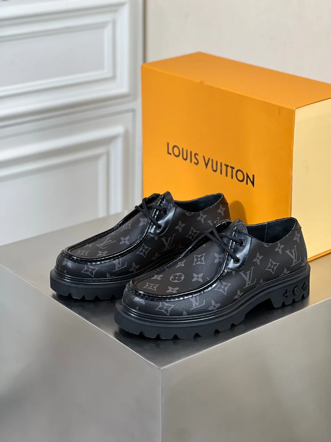 Alternative view of Louis Vuitton LV Ranger Derby Monogram Flowers Black