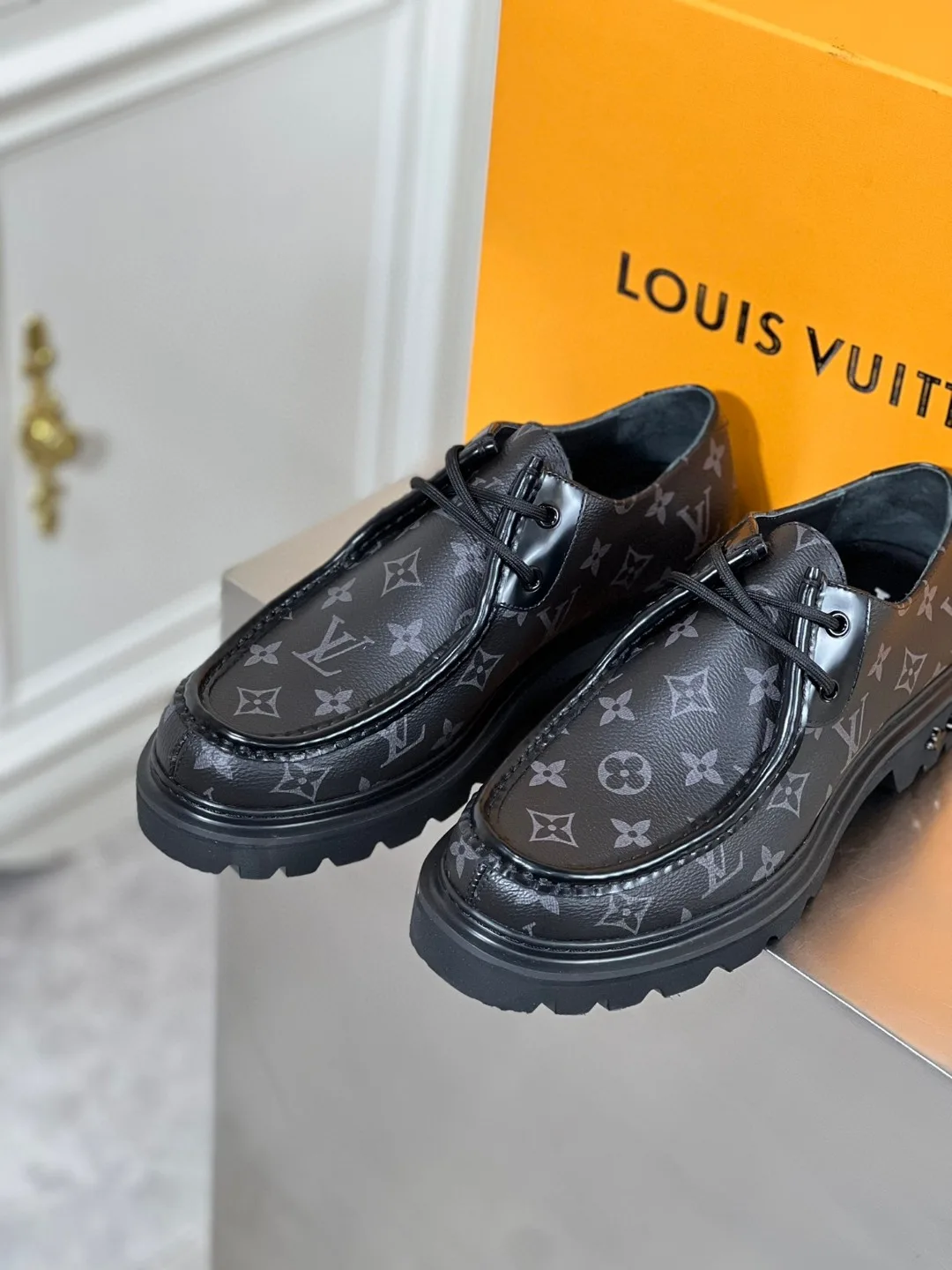 Louis Vuitton LV Ranger Derby Monogram Flowers Black - Image 6