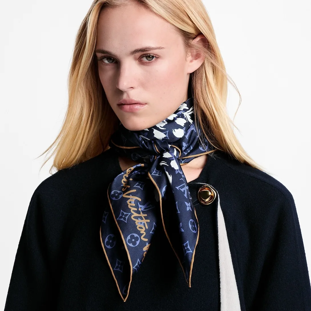 Alternative view of Louis Vuitton LV Safari Square 90 Scarf Blue
