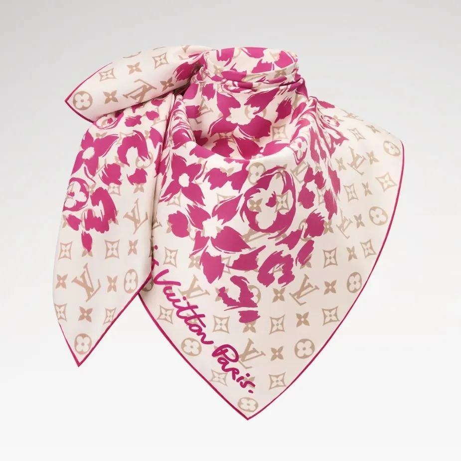 Louis Vuitton LV Safari Square 90 Scarf Cream/ Pink - Image 4